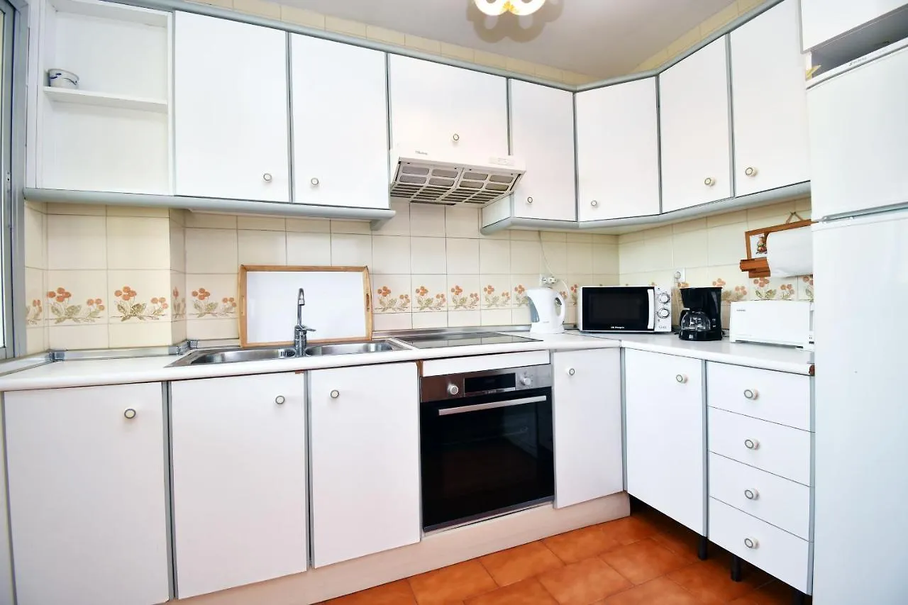 Apartamento vistas al mar y piscina Fuengirola
