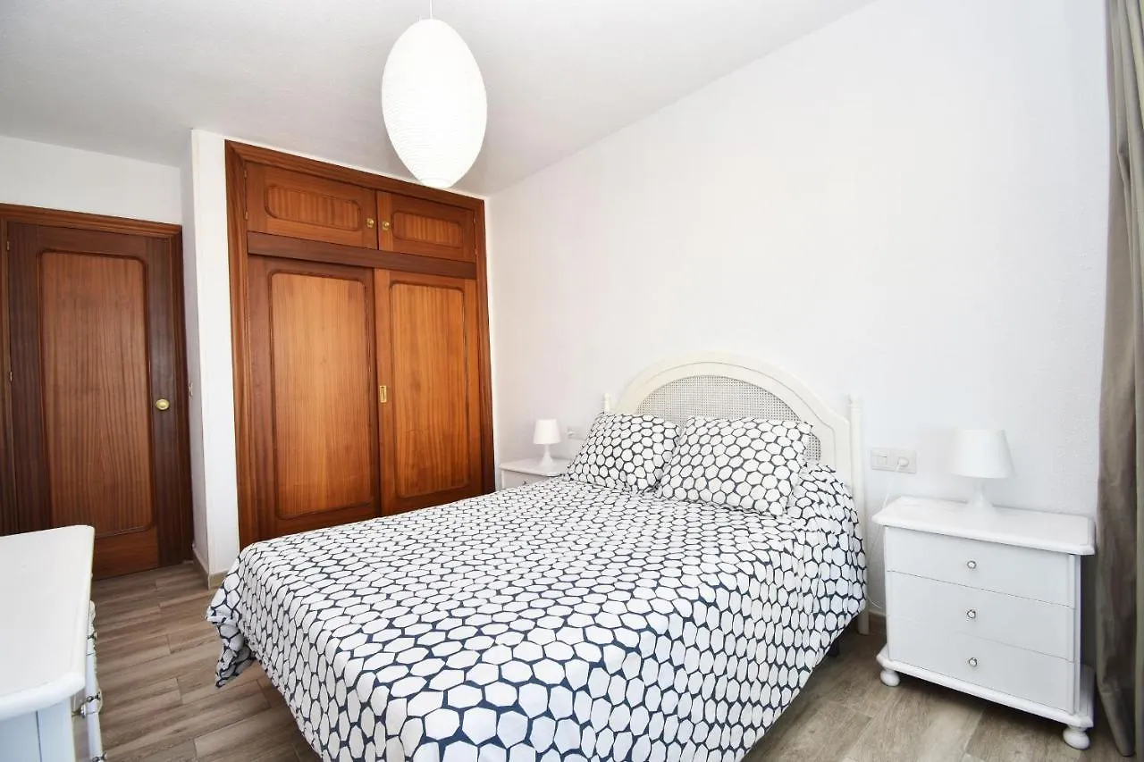 Apartamento vistas al mar y piscina Fuengirola España