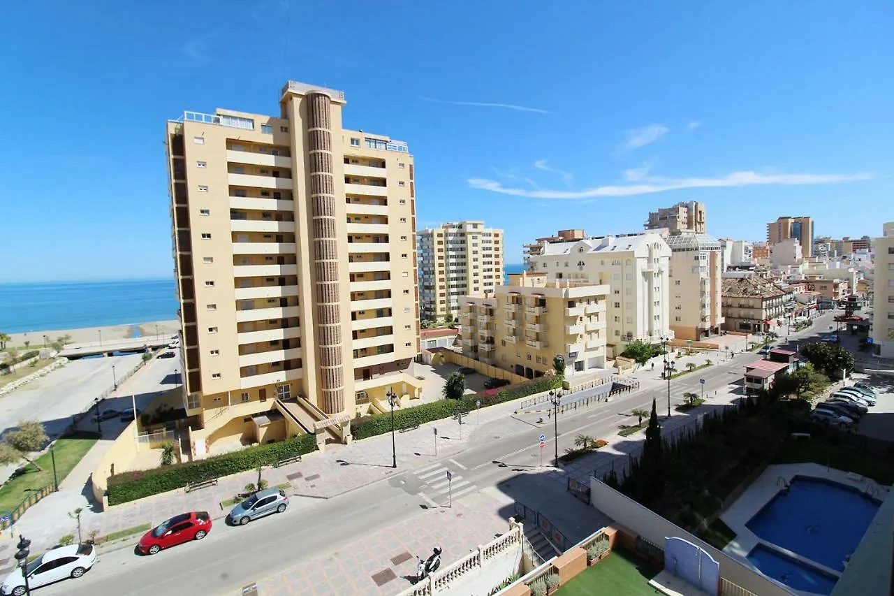 Apartamento vistas al mar y piscina Fuengirola España